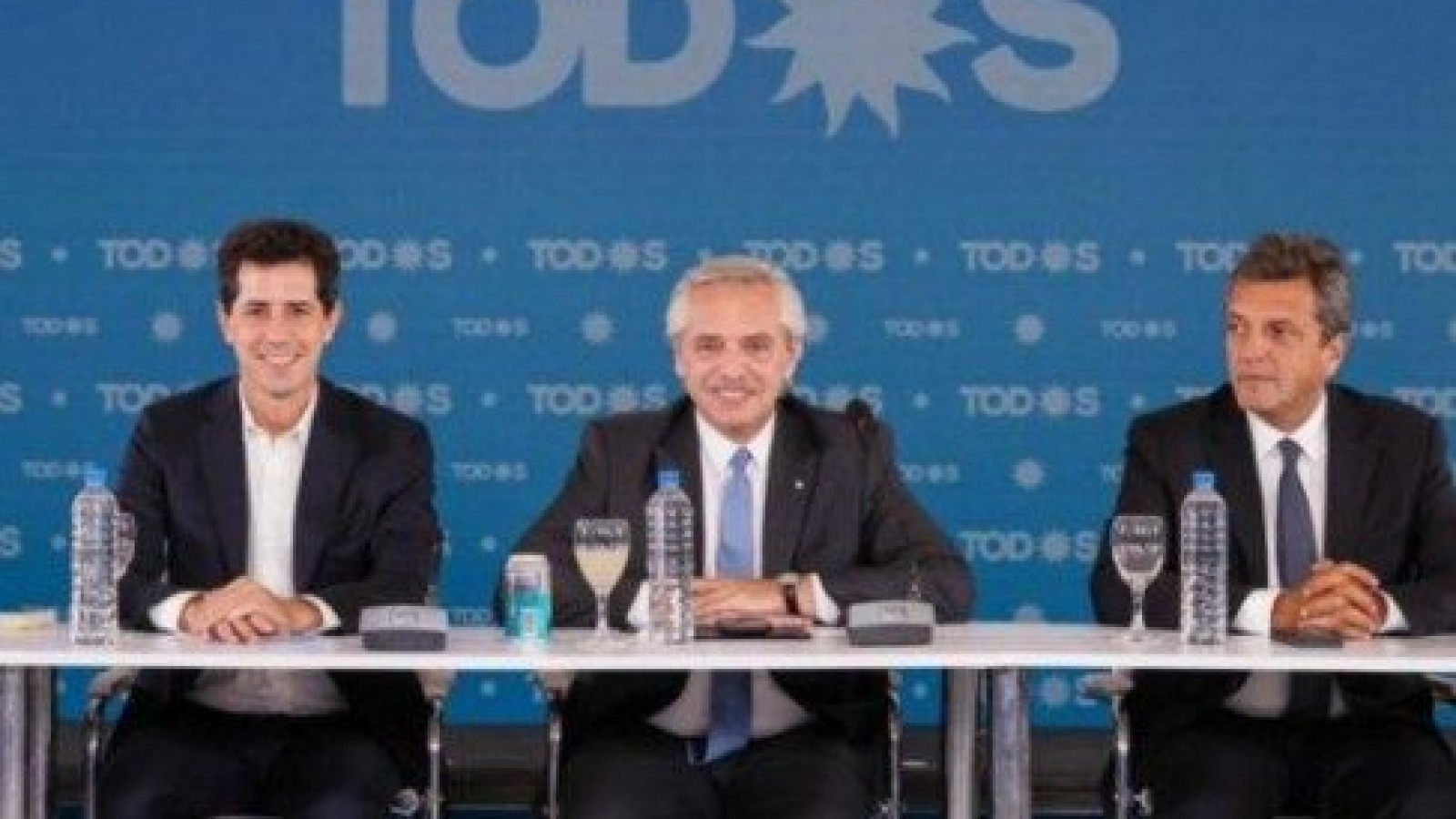 Seminario de referentes políticos para desarrollar una «infraestructura federal, sostenible e inclusiva» del país